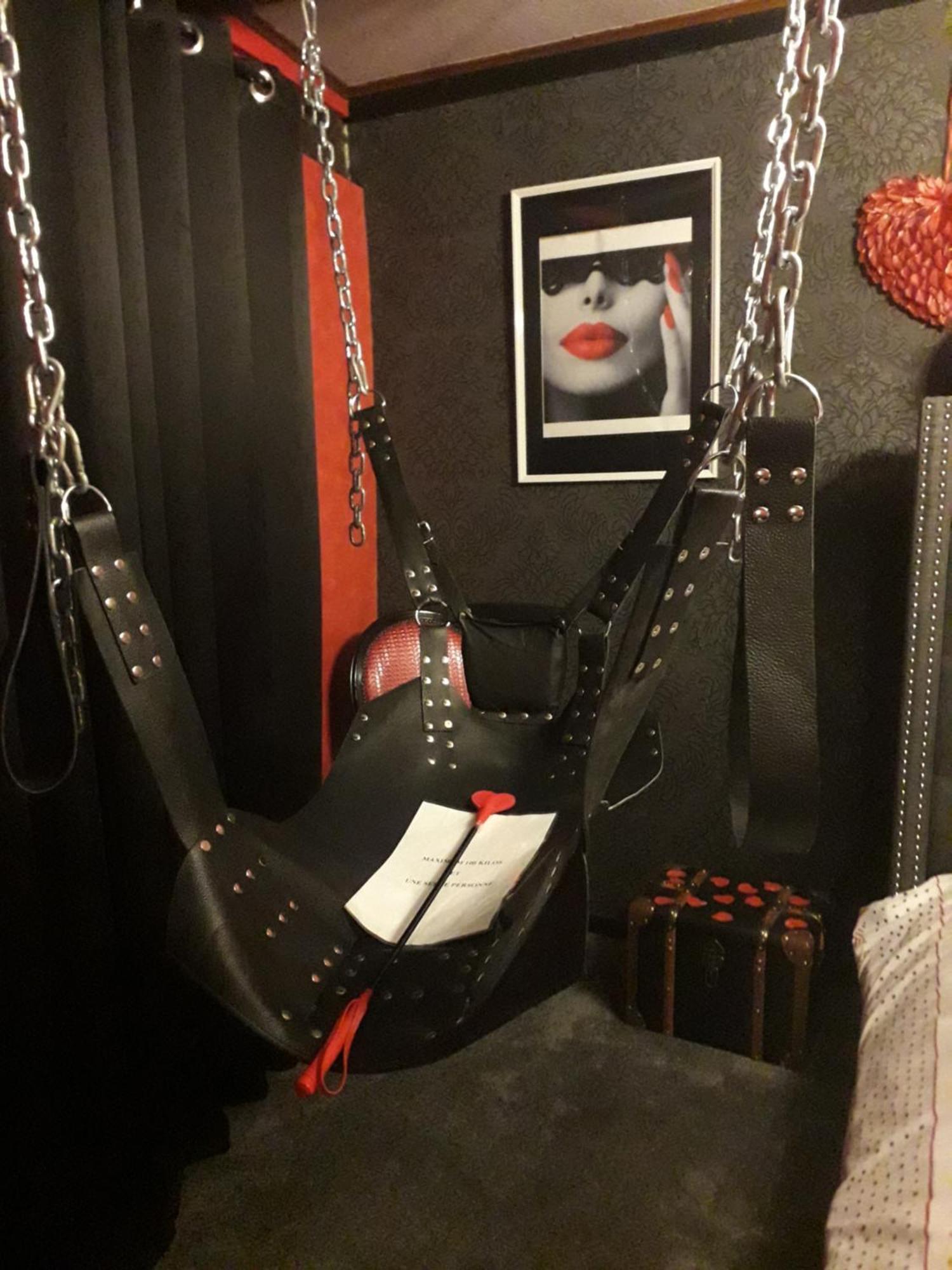 Love Room Le Rouge Et Noir บาร์ ภายนอก รูปภาพ